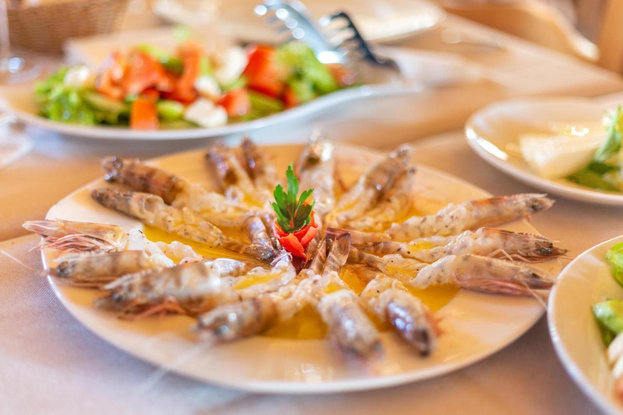 Fushe-Drac Hotel San Pietro Martin מראה חיצוני תמונה